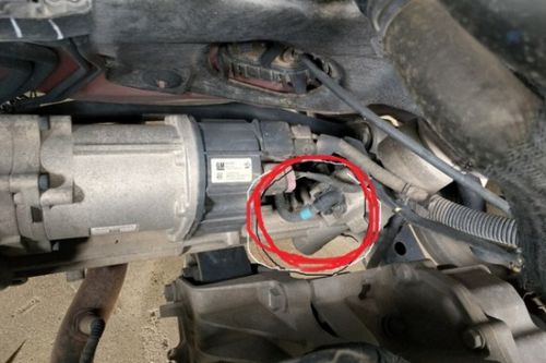 雪佛兰科鲁兹方向角度传感器 位置详解与功能解析